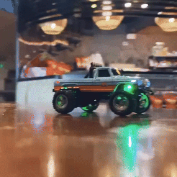 RipRush™ Mini Monster 1:64 – Off-Road LED Alloy Racer